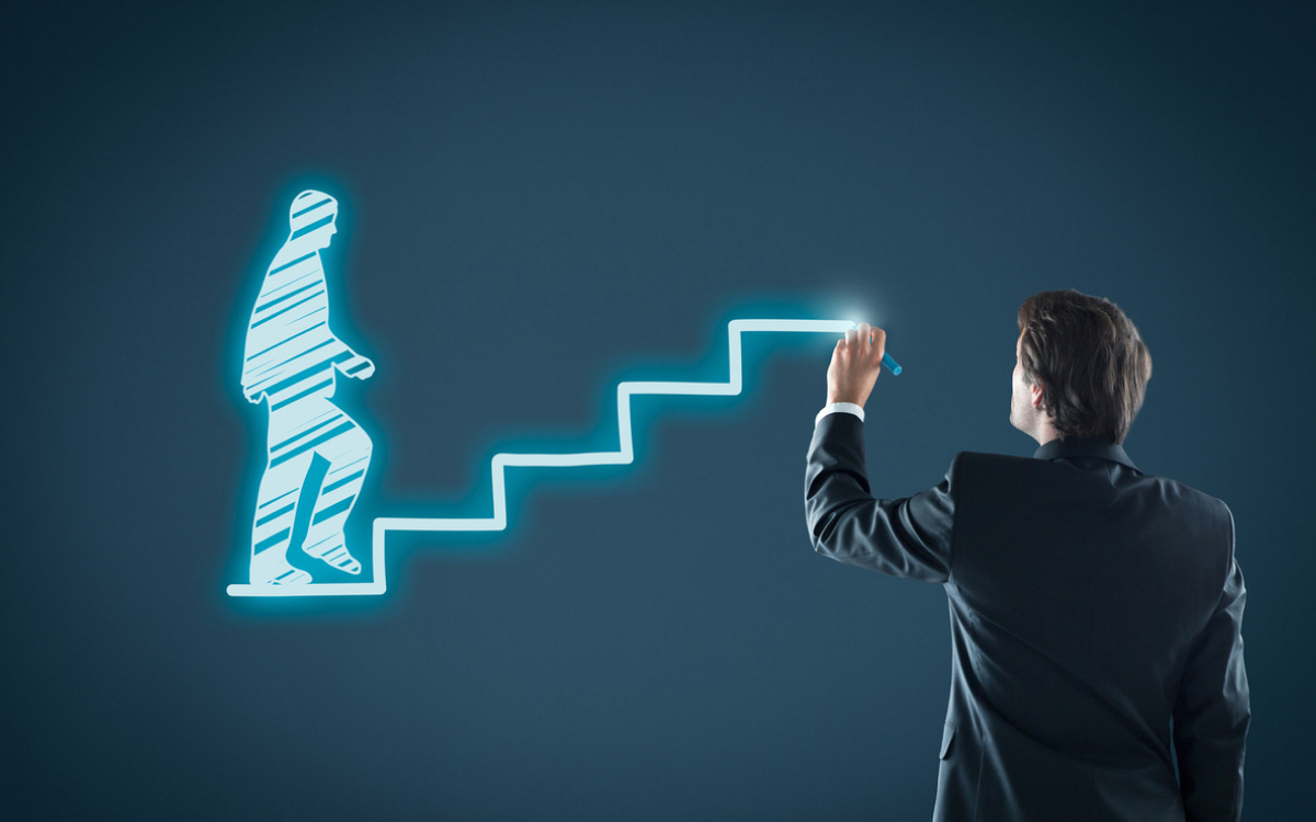 How Career Counseling in Colleges Helps Students Make Informed Choices